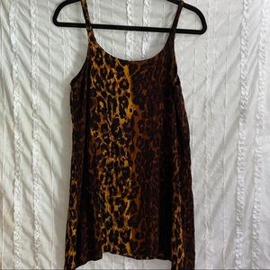 Vintage leopard print spaghetti strap tank